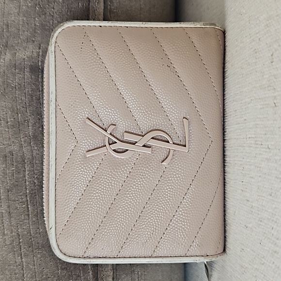 Yves Saint Laurent Handbags - YSL Zippy Wallet